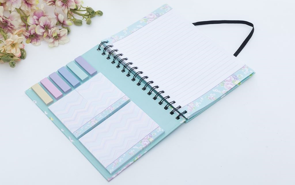 دفترچه یادداشت سیمی